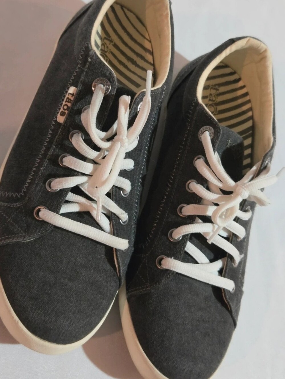 Taos Womens Sneakers 10w